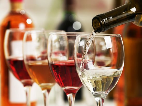 Japan_Generic Photos_Food_Wine_shutterstock_391495360