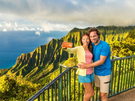 カウアイ島1日ツアー　ワイメアキャニオン観光＆コケエ州立公園ハイキング＆コーヒー農園 ＜英語ドライバーガイド＞