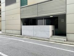 ①裏口