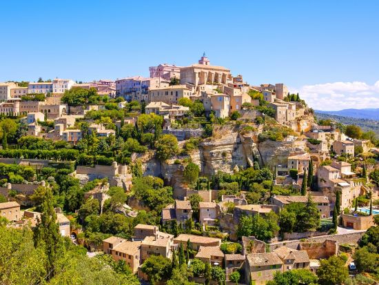 リュベロン地方 3つの村めぐり観光ツアー　ゴルド＆ルシヨン＆景勝地フォンテーヌ・ド・ヴォークリューズ ＜半日／日本語または英語ガイド／アヴィニョン発＞