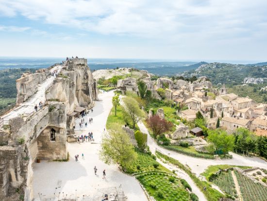 古代ローマ遺跡とゴッホゆかりの地めぐり 1日観光ツアー　ポン・デュ・ガール水道橋＆世界遺産アルル ＜日本語または英語ガイド／アヴィニョン発＞