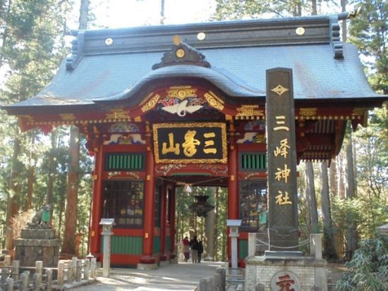 東京発日帰りバスツアー　関東屈指の龍穴パワースポット三峯神社＆秩父神社を巡る朔日参りで心身リセット＜月初め限定出発／翌月運勢占いオプションあり＞