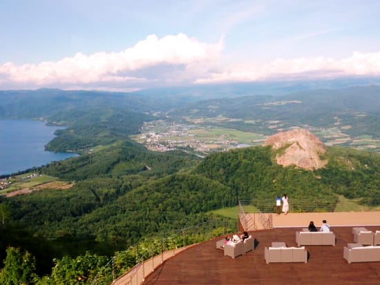 有珠山ロープウェイ往復チケット ユネスコ世界ジオパーク に認定されている 洞爺湖有珠山ジオパーク を山頂から全体を眺める 洞爺湖から車で10分 壮瞥町 ニセコ 支笏 洞爺 登別の観光 遊び 体験 レジャー専門予約サイト Veltra ベルトラ