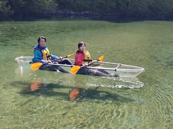 仁淀ブルーでクリアカヤック宙船（そらふね）体験  人気カフェスイーツ無料券プレゼント＜用具レンタル付／仁淀川町＞