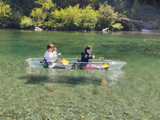 仁淀ブルーでクリアカヤック宙船（そらふね）体験  人気カフェスイーツ無料券プレゼント＜用具レンタル付／仁淀川町＞