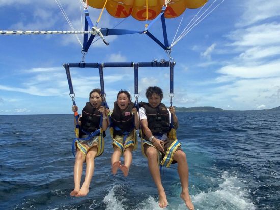 パラセーリング　選べる高さ25／50m／75m／100m　写真データ無料プレゼント＜当日7時まで予約可／石垣港＞ 