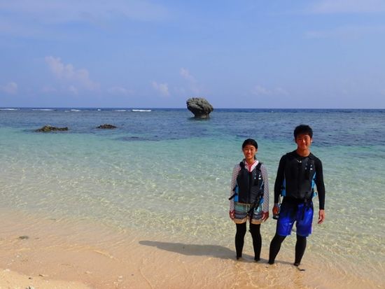 パンプキン鍾乳洞カヌーツアー　洞窟入口までカヌーで行く！1名から参加可能な少人数制でご案内＜3～11月催行／宮古島＞