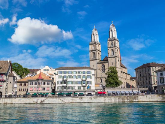 スイス最大の都市　チューリッヒ市内＆近郊 観光ツアー ＜英語ガイド＞