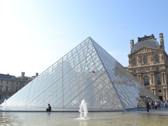 おすすめガイド ソレーヌさんがご案内 ルーブル美術館 半日見学ツアー＜午後／ガイド貸切／日本語ガイド＞