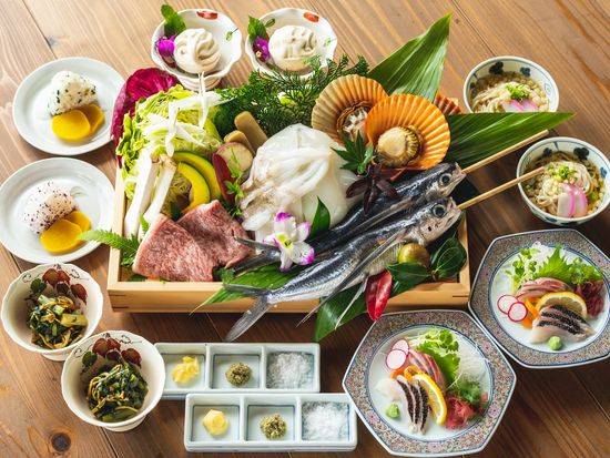 香珠子椿茶屋にて「さざなみコース