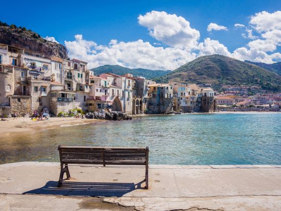 シチリア島 パレルモ空港 ⇔ パレルモ市内ホテル　貸切送迎サービス by Max Harvest