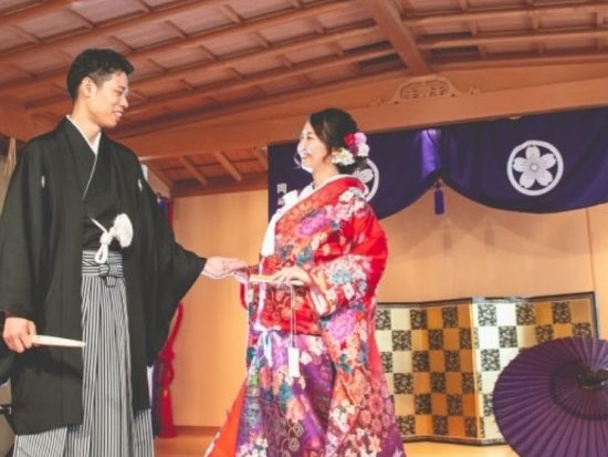 町家フォトウエディング ～京町婚～ 家族を結ぶ一日を、京都で。和装レンタル+着付けヘアメイク+町家内＆ロケーション撮影1ヶ所＜町家宿泊2泊3日／京都市岡崎＞