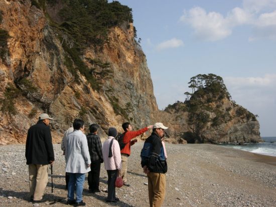 みちのく潮風トレイルガイド 北三陸の大自然の懐を歩く＜1時間／田野畑村＞by番屋エコツーリズム