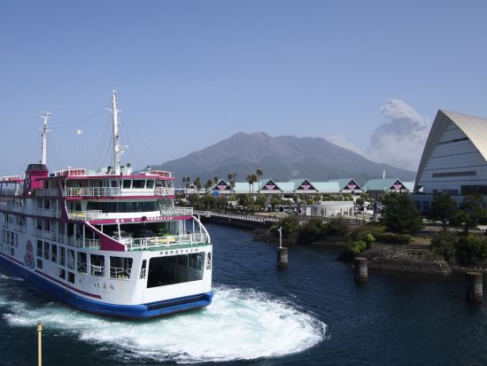 鹿児島観光バス｜オープントップバス「かごんまそらバス」鹿児島市内＆桜島満喫コース・ガイド付き ＜土・日・祝日／鹿児島中央駅発＞ 