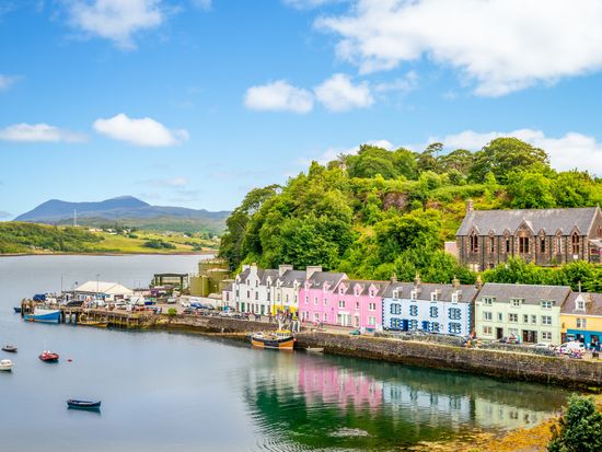 pixta_43656526_M_Portree