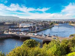 pixta_75792397_M_Inverness