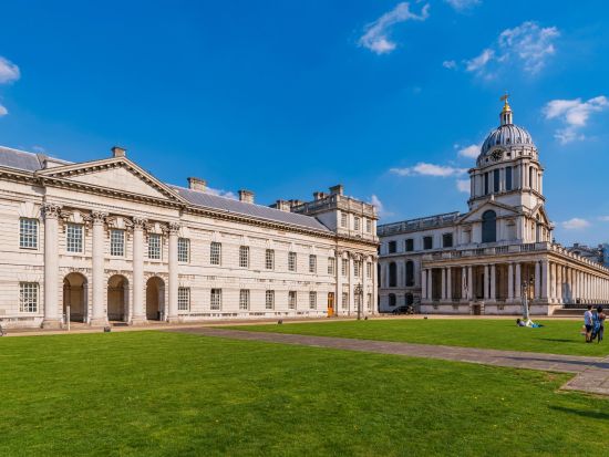 リーズ城＆世界遺産カンタベリー＆ドーバー　1日観光ツアー ＜テムズ川クルーズ付き／ロンドン発＞