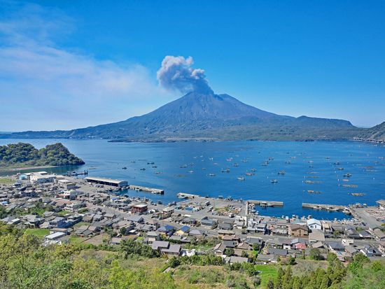 鹿児島発 Ecoな九州観光フリープラン 指宿白水館 1泊2日 エコカー ハイブリッド車 指定 九州6県で乗り捨て可 鹿児島の観光 遊び 体験 レジャー専門予約サイト Veltra ベルトラ