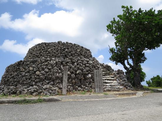 波照間島③コート盛