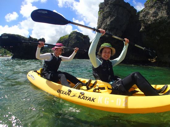 シーカヤック＋シュノーケリングツアー　1グループ貸切でご家族やカップル、友達同士での参加がオススメ！2歳から参加OK＜恩納村／本島北部＞by アンダゴ