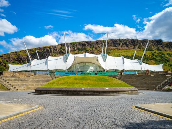 エジンバラ　乗り降り自由バス 24時間チケット ＜15歳以下無料/日本語音声ガイド＞