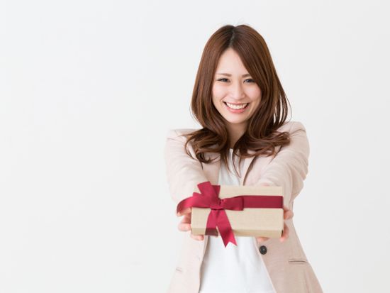 Present_shutterstock_617037440