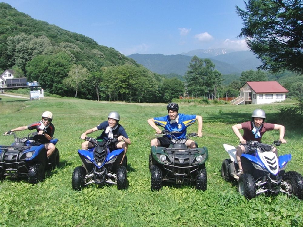 バギー体験 自然の中を爽快に四輪バギーで走り抜ける 免許が無い方でも参加ok 4 11月 午前 Or 午後 みなかみ町 水上 みなかみ 猿ヶ京 法師の観光 遊び 体験 レジャー専門予約サイト Veltra ベルトラ