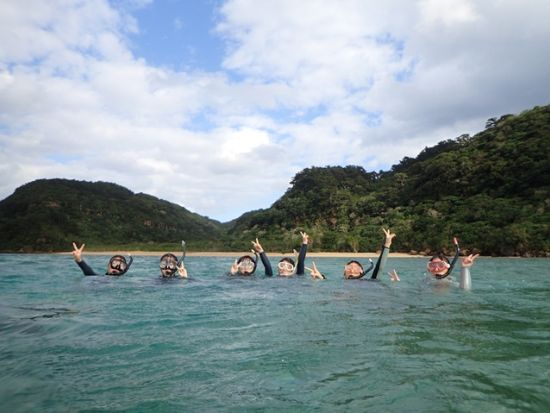 シュノーケリングツアー　バラス島や鳩間島でサンゴや魚、運が良ければウミガメに出会う！＜半日または1日／西部地区無料送迎／西表島＞