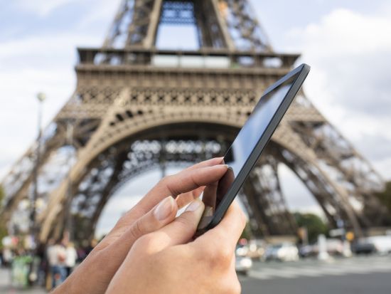 Wi-Fiルーターレンタル　現地で受取・返却！＜固定料金・フランス国内データ無制限／SIMカードプランあり／パリ市内受取＞by Travel Wifi