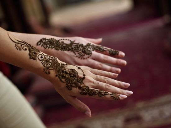 【混載】決定版！デザートサファリ　動物保護区砂丘ドライブ＋ディナー＋ショー＜午後発／往復送迎付／専用デラックスキャンプ／BBQディナー付／飲み放題／ドバイ発＞