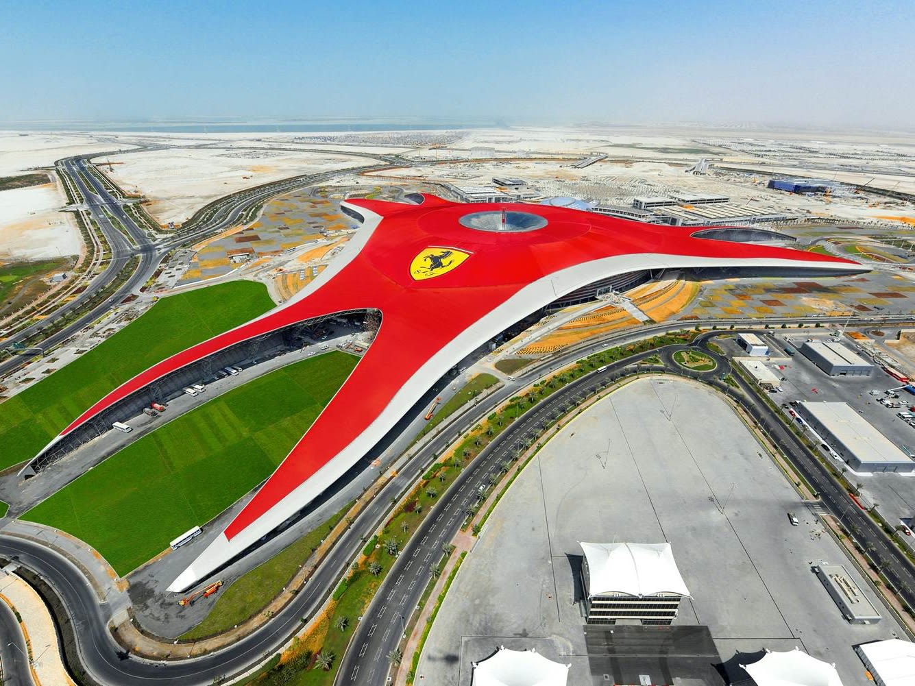 フェラーリ・ワールド・アブダビ（Ferrari World Abu Dhabi）入場