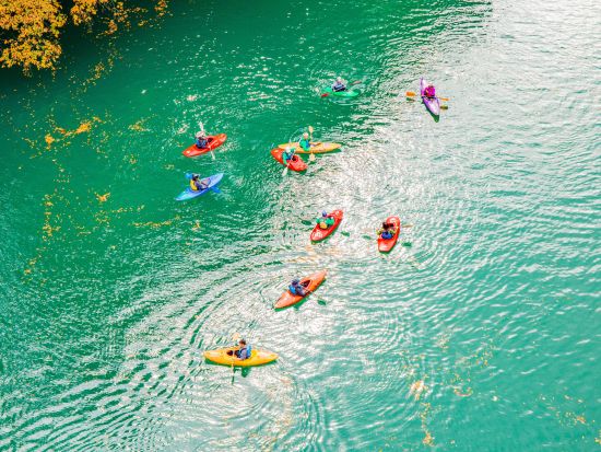 奥多摩 白丸湖カヤック　初心者OK！経験豊富スタッフ同行 ＜4～11月／午前・午後／BBQ付プランあり／青梅市＞by クルーソー
