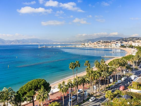 コートダジュール 終日観光ツアー　カンヌ＋アンティーブ＋サンポール・ド・ヴァンス＜英語／ニース発＞