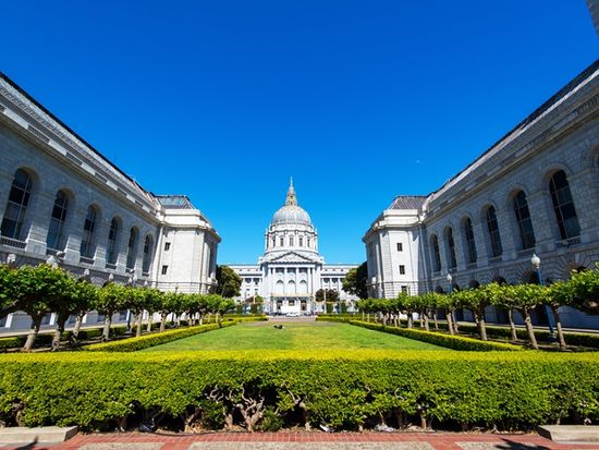 USA_San Francisco_Civic Center_shutterstock_141984766