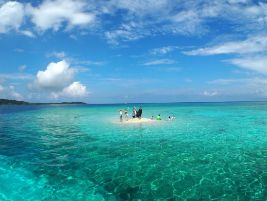 バラス島上陸付きシュノーケリングツアー　シュノーケリングは2-4か所でたっぷり海を満喫！鳩間島散策付き1日プランあり＜上原港または西部地区無料送迎／西表島＞