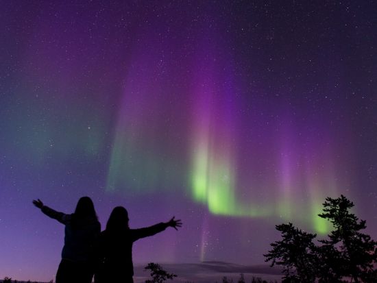 ホワイトホース オーロラ観賞3泊4日パッケージ　専用施設でオーロラ観測＆市内観光＆ホテル宿泊＆空港送迎付き ＜8～4月／日本語ガイド選択可＞