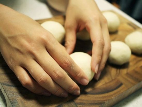 あんパン作りとお点前体験 老舗製餡所の厳選あんを使用し、白あん＆黒あんのあんパン作り＜持ち帰り可＞ by 日本文化体験 庵an