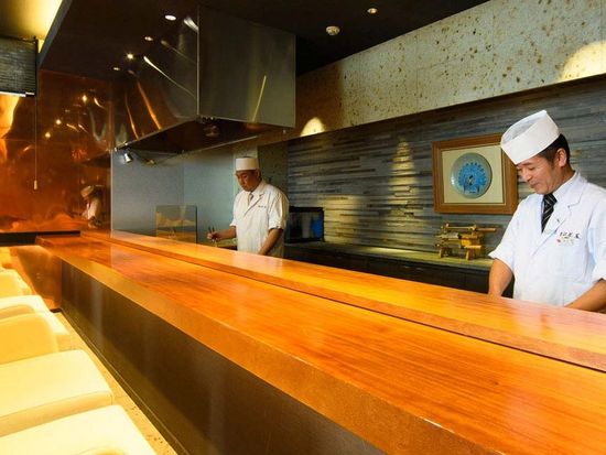 img_hospitality_01-pc