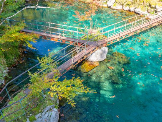 貸切観光タクシー SNSで話題！高知版モネの池「白龍湖」貸切観光　人気の仁淀ブルーも巡る1日プラン有＜4時間 or 7時間／選べる出発時間／高知市内発＞