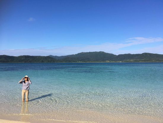 小浜島日帰り観光ツアー 島の見どころへご案内する「バス観光」または自分のペースで巡る「レンタサイクル」より選択可＜石垣島発＞