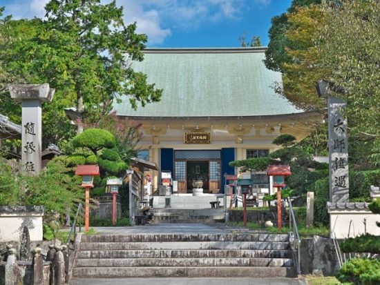 四国八十八か所霊場会公認先達ドライバーと行くお遍路巡り＜1泊2日・2泊3日・9泊10日／選べる出発時間／空港送迎可／高知市発＞