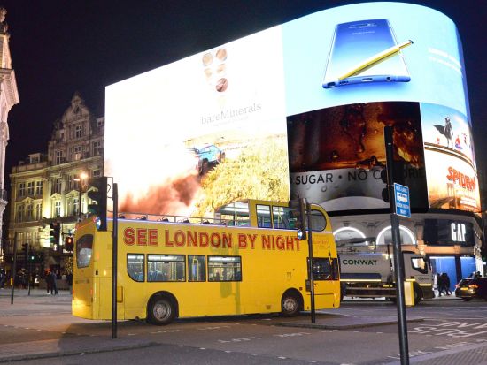 ロンドンオープントップバス夜景ツアー　主要観光スポットを効率よく！ウェストミンスター寺院＆ビッグ・ベン＆ロンドン・アイ等 ＜英語ガイド／2時間／ケンジントン発＞