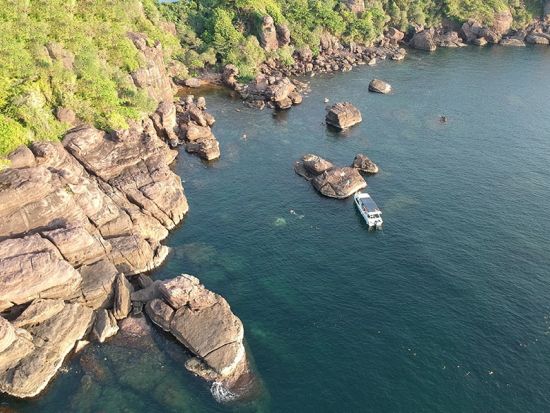 スピードボート4島巡りツアー　モンタイ島＋ガムギ島＋マイルット島＋トム島　世界最長の海上ケーブルカー乗車も！＜専用車／英語ガイド／フーコック島発着＞