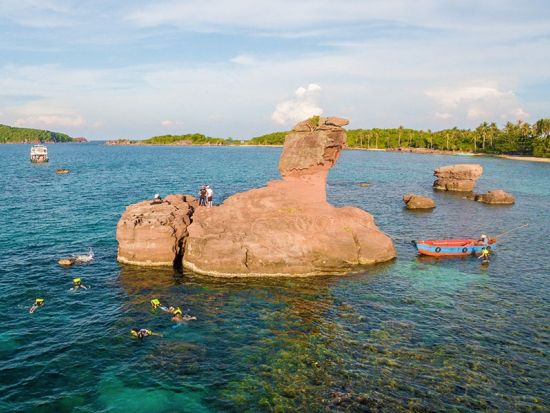 プライベートボート3島巡りツアー　モンタイ島＋ガムギ島＋マイルット島　トム島魚釣り体験付きプランあり＜専用車／英語ガイド／フーコック島発着＞