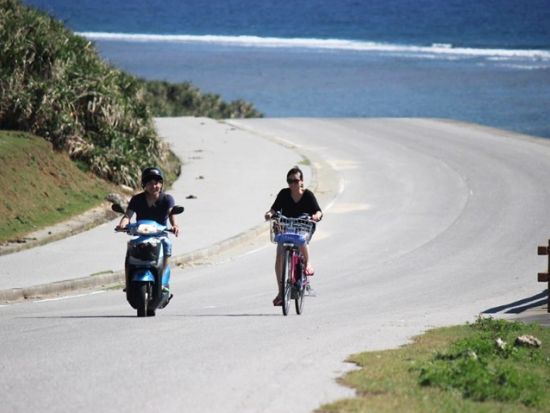 レンタサイクル　日本最西端の地、与那国島を電動アシスト付き自転車で巡ろう！＜1日／比川地区＞