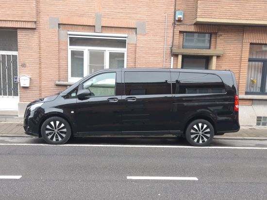 【都市間送迎】ブリュッセル市内 ⇔ パリ市内（またはシャルル・ド・ゴール空港）＜貸切／英語ドライバー＞