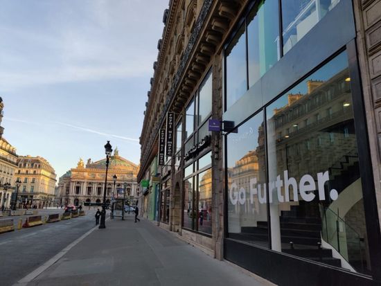 Travel-Wifi-Paris-Opera-Store-1-1024x767