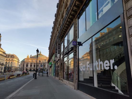 Wi-Fiルーターレンタル　現地で受取・返却！＜固定料金・フランス国内データ無制限／SIMカードプランあり／パリ市内受取＞by Travel Wifi