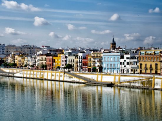 セビリア市内 グアダルキビル川クルーズ　チケット事前予約