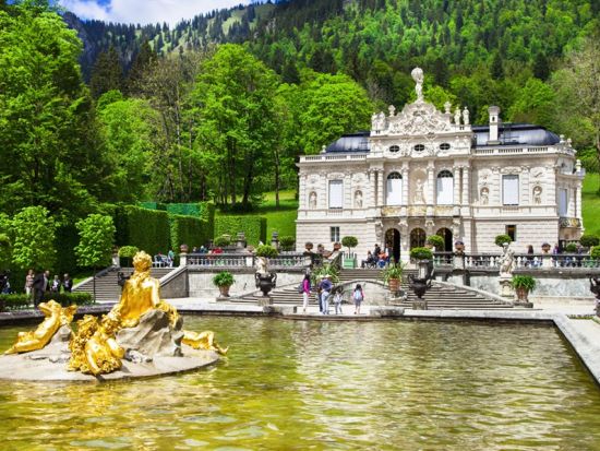 【プライベートツアー】ノイシュヴァンシュタイン城、ヴィース教会とリンダーホフ城＜車＋ガイド貸切／日本語／ミュンヘン発＞ by [みゅう]